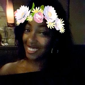 Meet your Posher, Janay